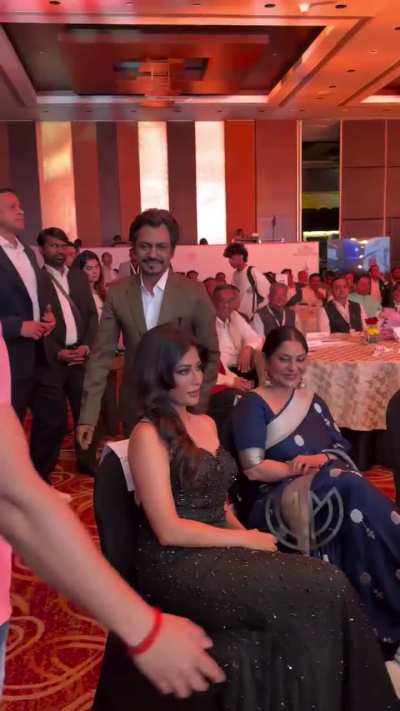 Nawazuddin Siddiqui greets everyone as he arrives for NBT Utsav awards night in Mumbai
