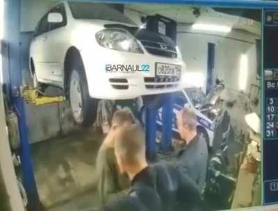 Always conduct a bump test before fully lifting a vehicle. This could have been so much worse.