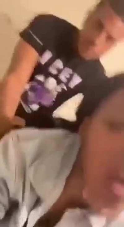 4eyedsmiley on twitter