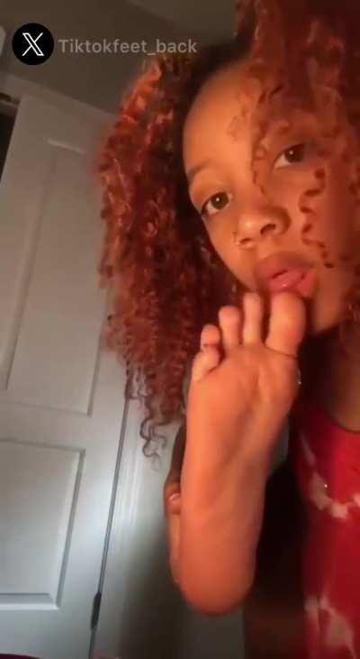 Ebony self foot worship 