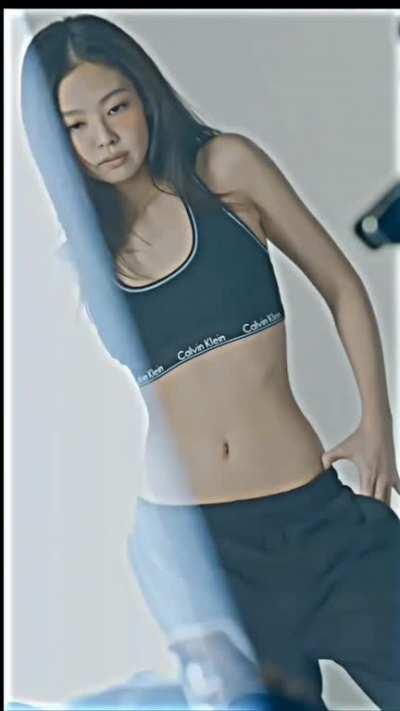 JENNIE'S BODY IS BUILT FOR SEX 💦