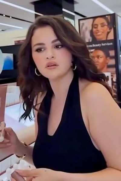 Selena Gomez