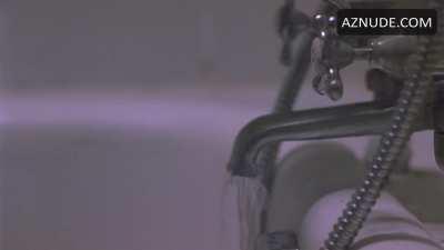 Kari Wuhrer - Hellraiser: Deader (2005)