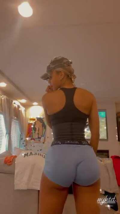 Enjoy and don’t start bitching please 😂😭