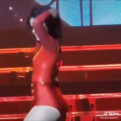 Sexy performance
