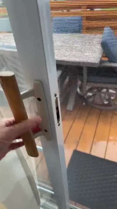 Sliding patio door not locking