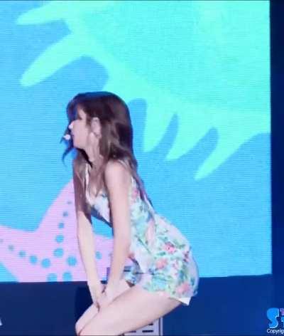 Sana..bend and shake