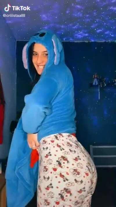 Goodness gracious!! 🍑🍑