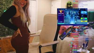 i wanna give her a baby😵