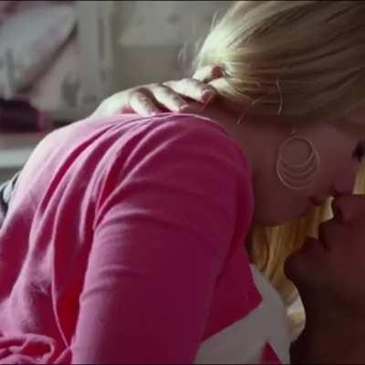 Scarlett Johansson looks extra busty in this scene