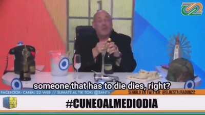 A TV host in Argentina reacts to the news that Queen Elizabeth is dead