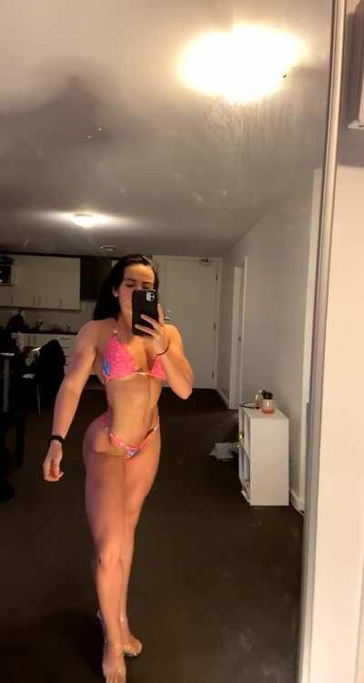 Who’s coming to watch my anal play on OF today ? Hehe onlyfans.com/fitlittleruby