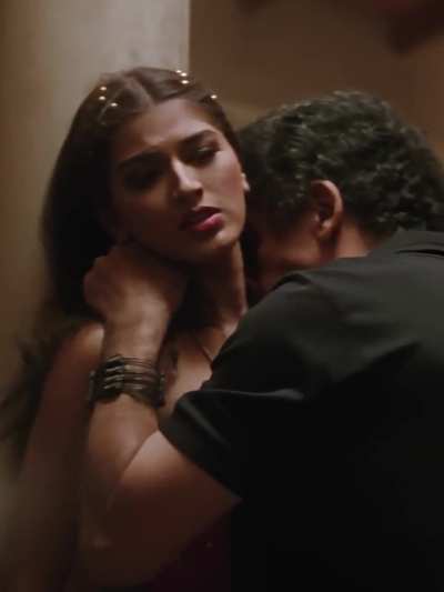 Sonali Bendre [Takkar]