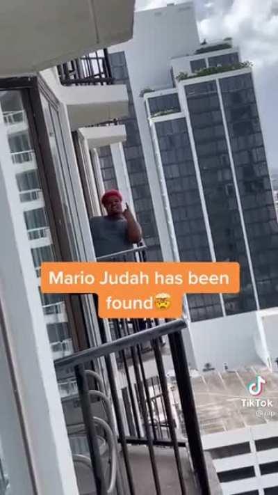 I felt illegal watching this, they found Mario Judah second time