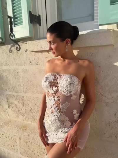 'cosmic girl' - IG May 2025