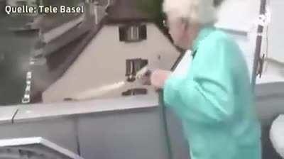 You Won't Get Anything Done Hoeing Like That....