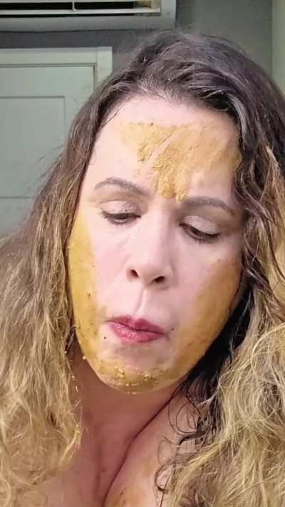 Scat and cigarettes (F)