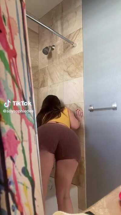 Sophie Dee @soysophiedee