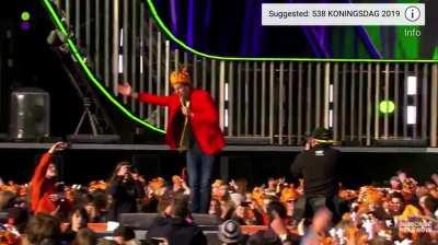 Even Toto knows it's a banger