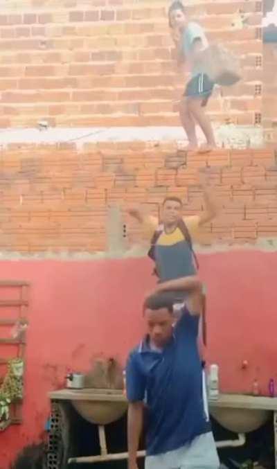 WCGW if i dance here?