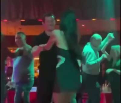 Dua Lipa & Callum Turner dancing in Mexico the other night!