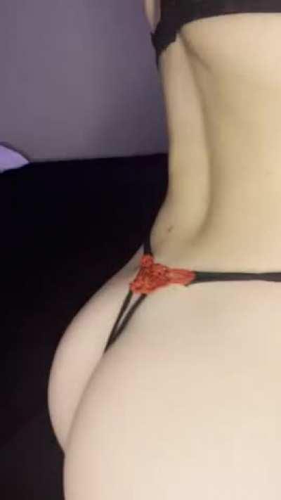 I like knowing you're toching yourself while you watch me 😝