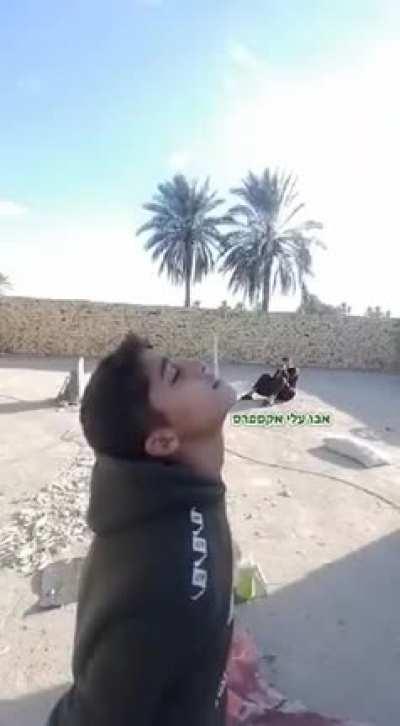 Iraqi shows his shooting skills