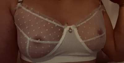 Does anyone actually see my posts on here? :( (OC)