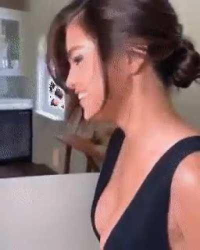 Caught you staring at her chest