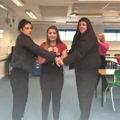 friends did her dirty