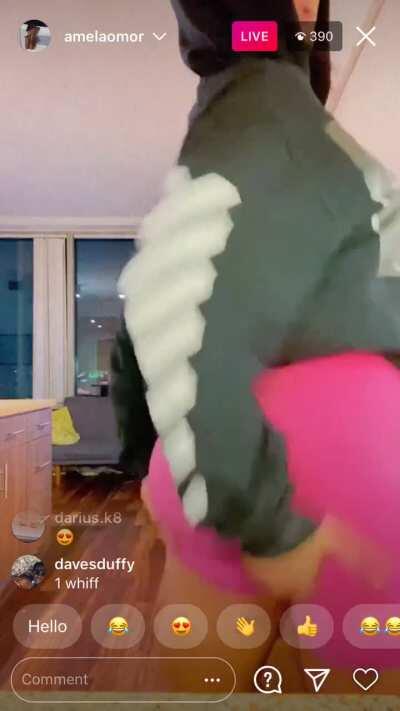 Amela Twerking On IG Live Pt1