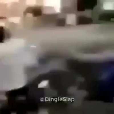 CoMmEnT yOuR fAvOrItE mOmEnT