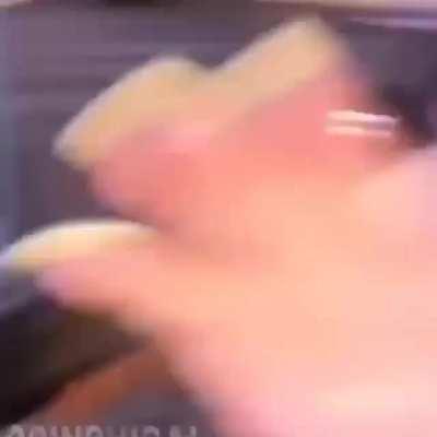 She Got Hands - One Punch KNOCKDOWN