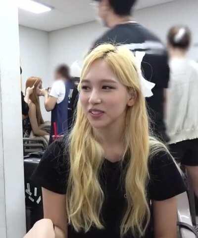 200903 - Mina beautiful from every angle