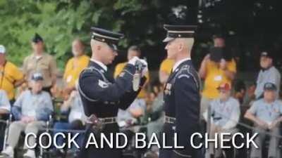 Preparando la pito y bola tortura