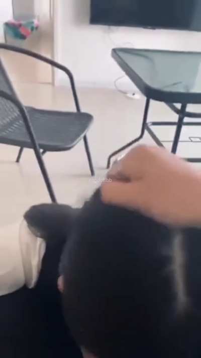 I salivate more when the stinky man musk from your 🍆 reminds me of my daddy’s smell👅💦