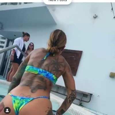 Babymommafit 🤤🤤