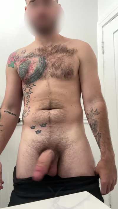 Who wants to go their knees for daddy