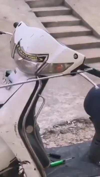 Какую противоугонку ставить на скутер.