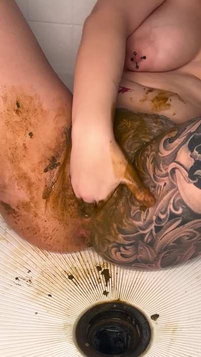 Fisting and Smearing