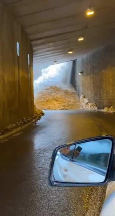 Snow tunnel avalanche?