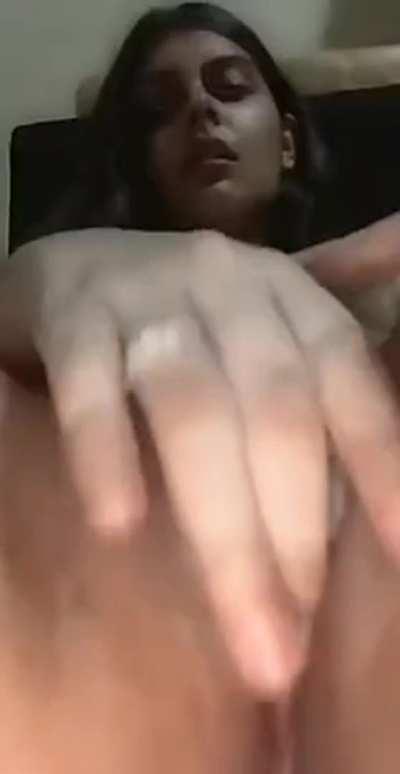 cute desi girl fingering