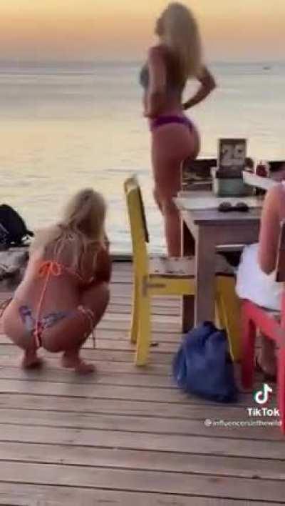 Main character invades Valentine's Dinner