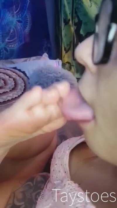 Pink Bra & Panties Self Worship! 😋😋