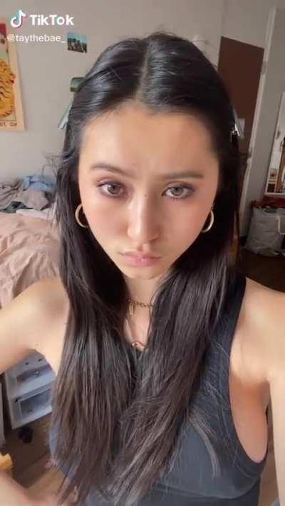 Those eyes and that top 😩(TikTok)