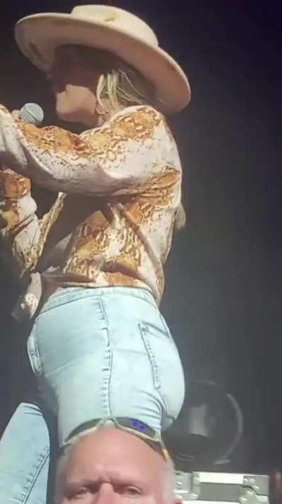 There better be a CDL License in one of them pockets.. 🧐