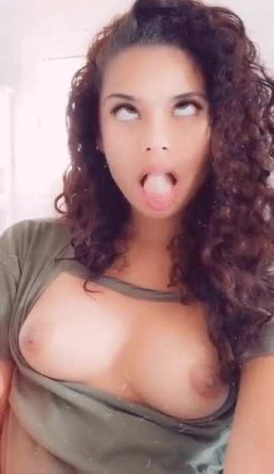 i'm your cute girlfriend or your cumslut ? 🥰♠️