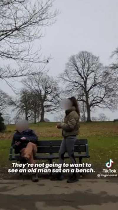 Fitness Influencer Asking Stranger To Sit On Another Bench