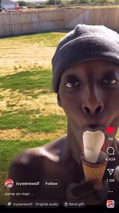 Wat? (⁠@⁠_⁠@⁠)