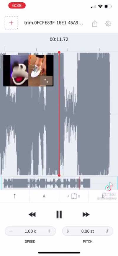 Look at those nice white shOOOOOOOOOOOOEEEEEEEESSSSSS!!!!!!!!!!